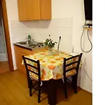 Apartment For Two Near Sea